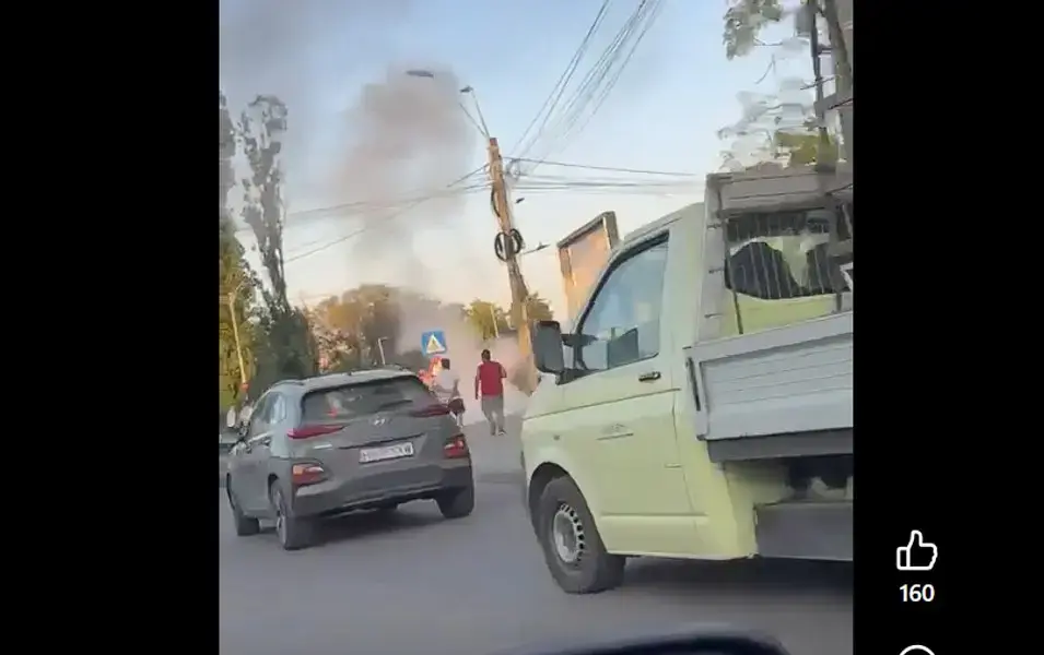 Dramă la Deva: Un bărbat și-a dat foc pe stradă, salvat de polițiști
