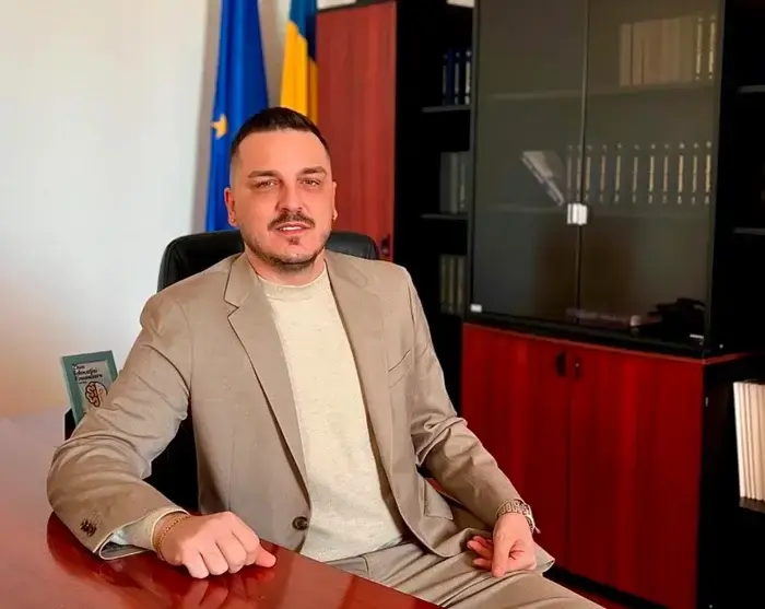 Influencerul Makaveli, reținut de organele de control într-un dosar de evaziune fiscală