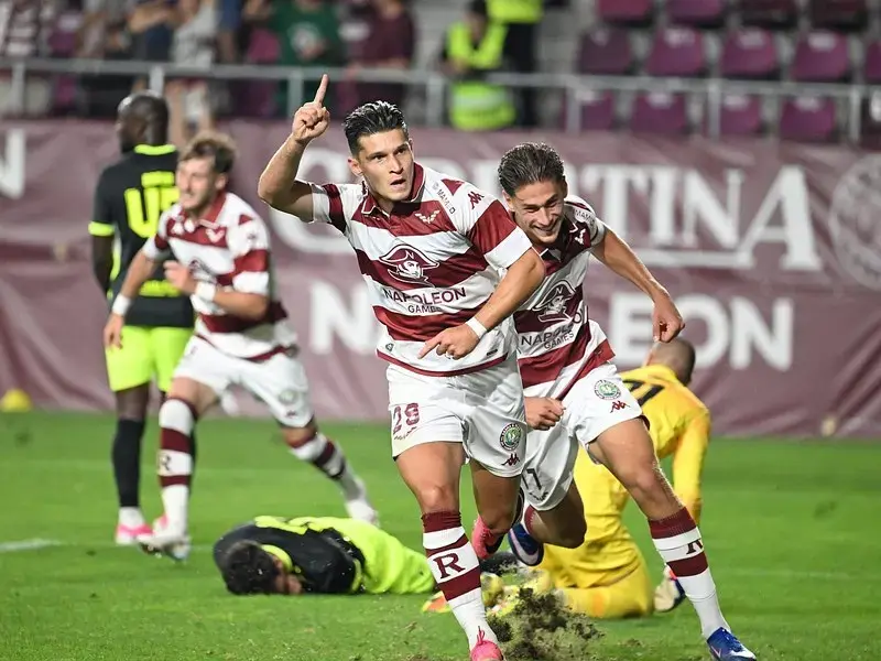 Rapid, lider în Superligă după o victorie categorică în derby-ul cu CFR Cluj