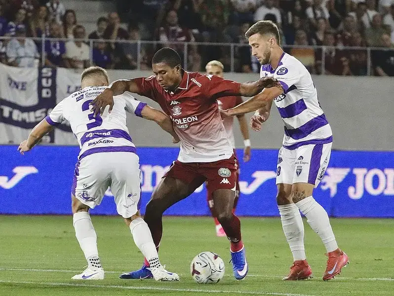 Rapid a învins „Meciul prieteniei”, Craiova a învins la Bacău cu scorul 2-1