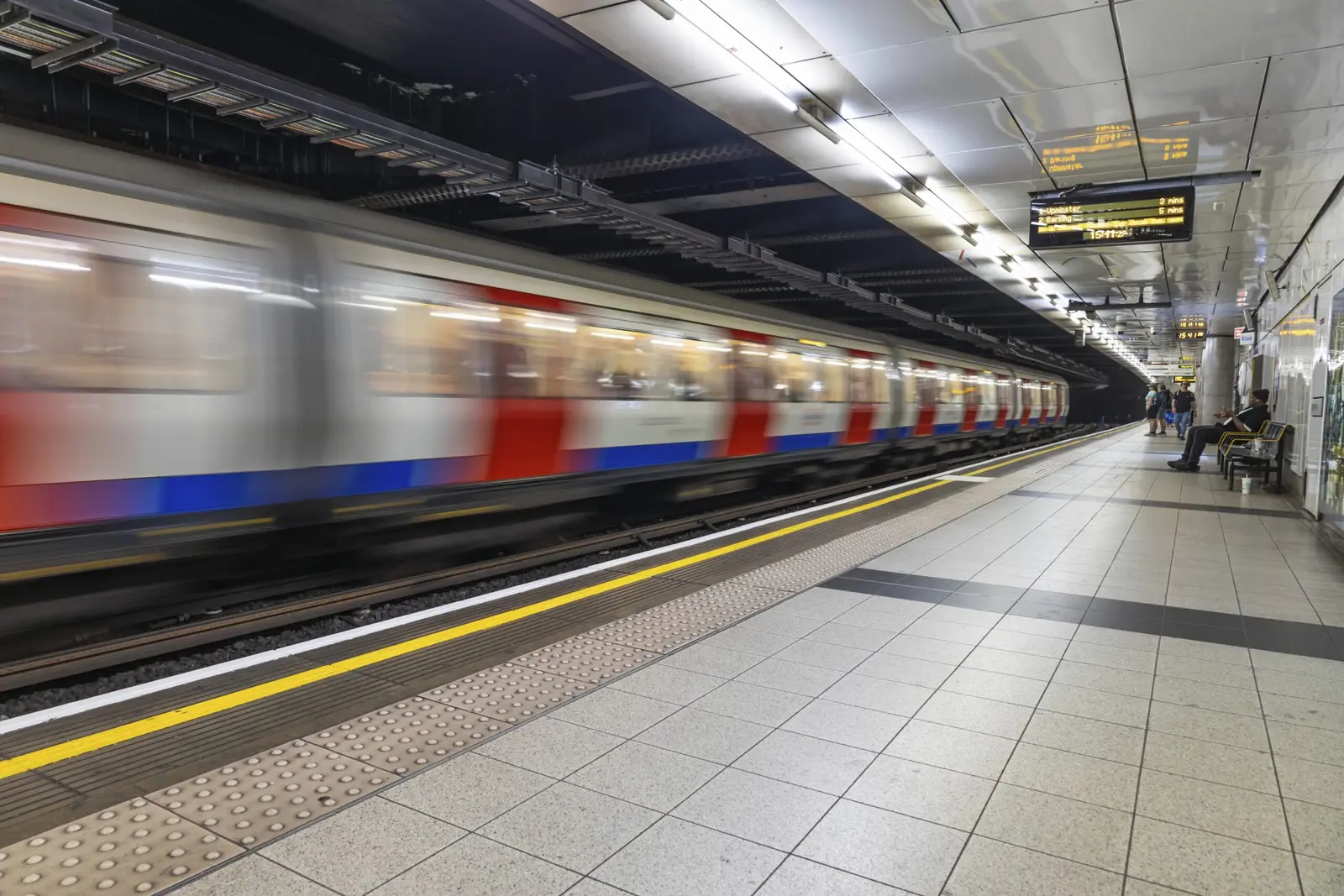 Cele mai eficiente 18 rețele de metrou din lume care transformă transportul urban
