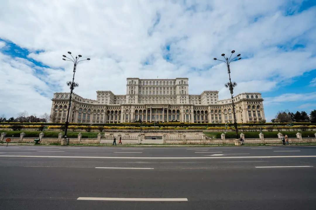 București impune restricții de vârstă și circulație pentru trotinetele electrice
