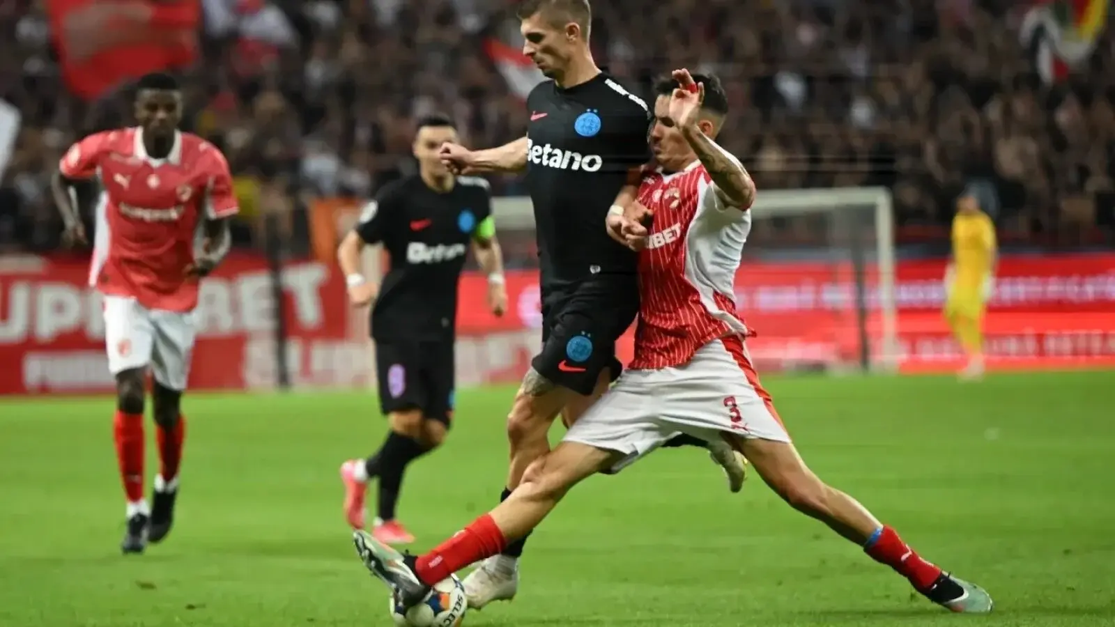 Cine arbitrează FCSB – Oțelul Galați? George Cătălin Roman la centru!