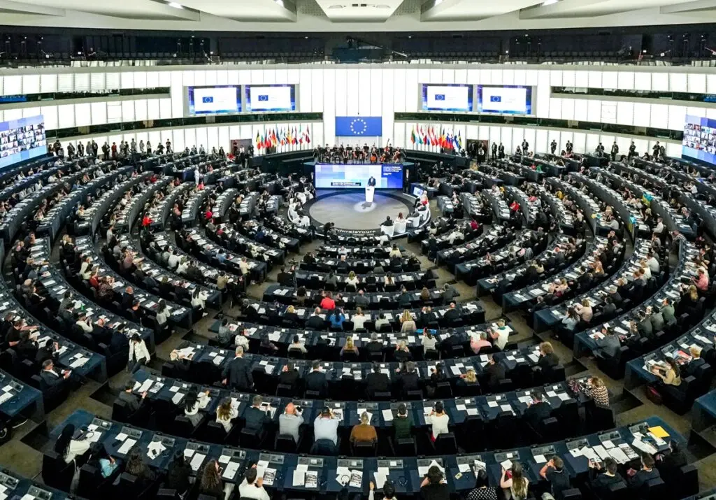 „Disputa dintre Frugalii și Prietenii Coeziunii: ce înseamnă pentru bugetul UE și România