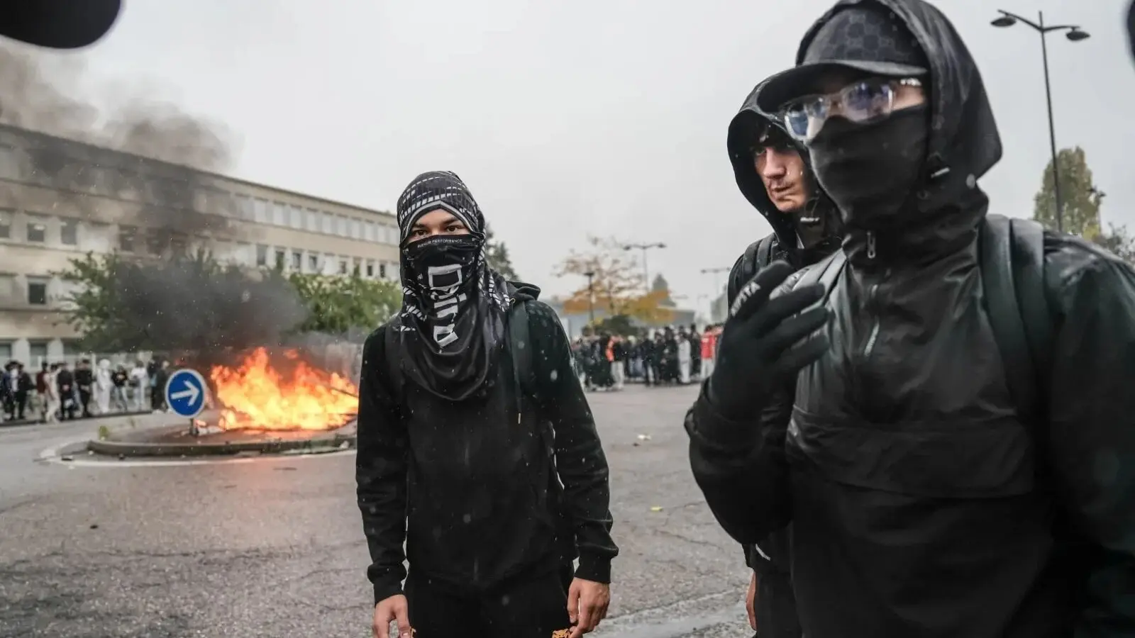 Franța, sub șoc: bilanț negru după noaptea violențelor și aproape 2.000 de rețineri