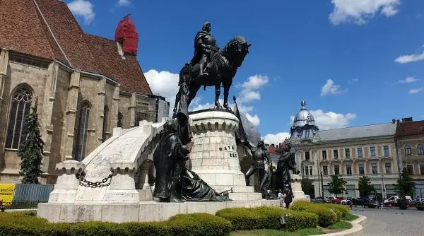 Hărți neașteptate: Cele mai bizare înfrățiri între orașe din lume și România