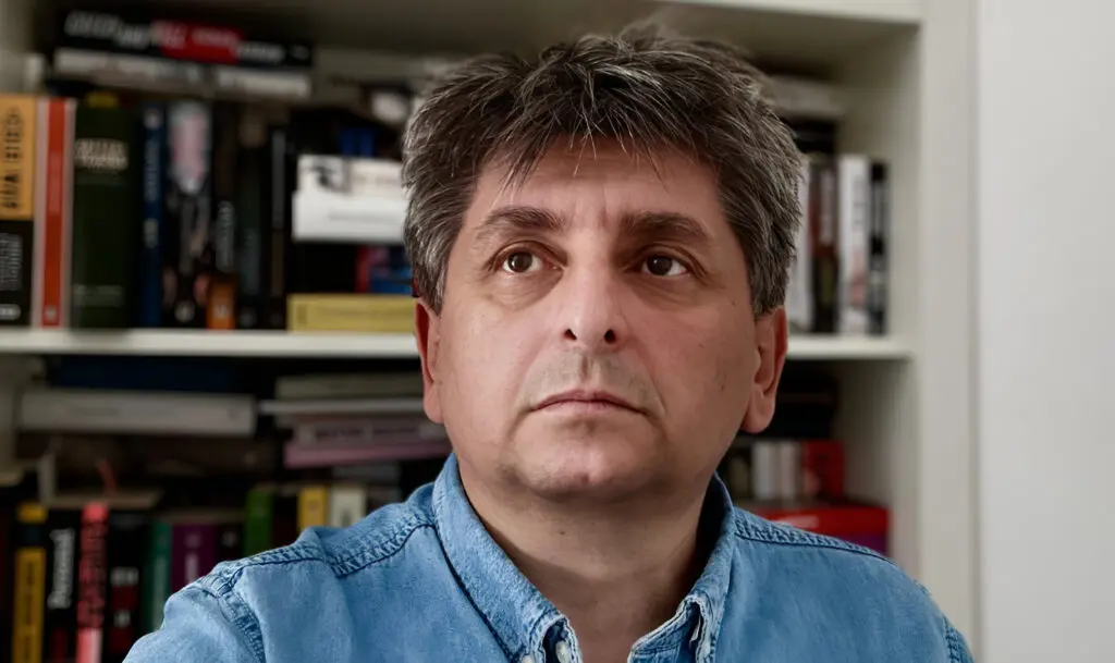 Luca Niculescu va conduce guvernul Nicușor Dan – PSD, după anularea alegerilor prezidențiale din 2024 și intrarea