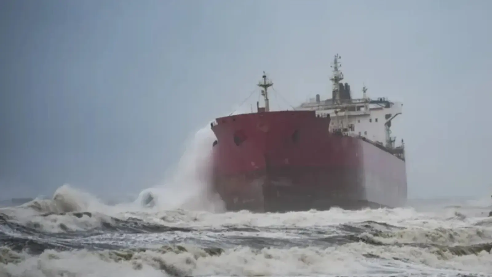 Marea Neagră, cea mai periculoasă zonă maritimă: 570 nave lovite și 40 marinari morți în 2026
