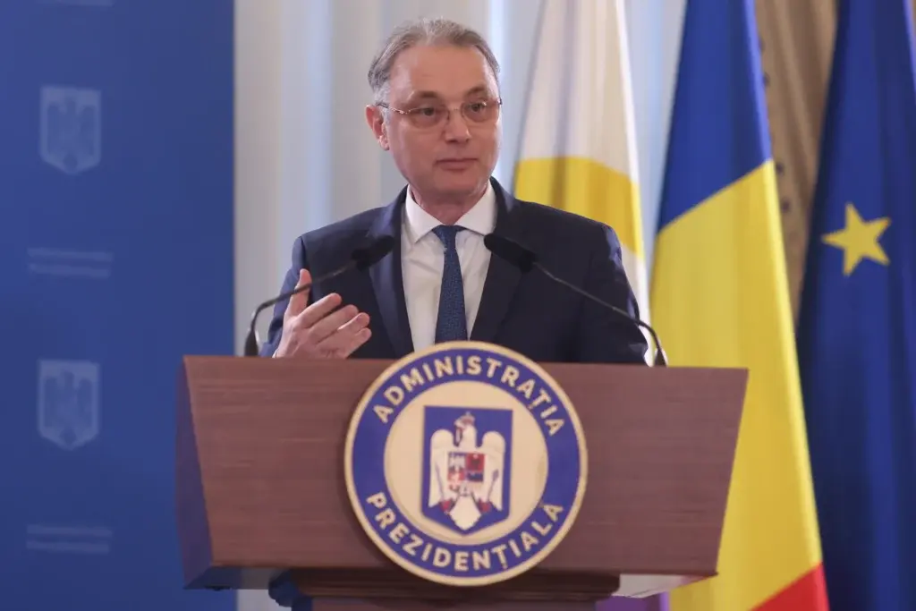 Niculescu, șanse de 60% la majoritate; Nazare rămâne la Finanțe