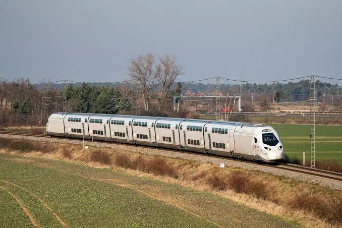 Parlamentul European vrea trenuri rapide spre Sofia și Budapesta: ce schimbă pentru România