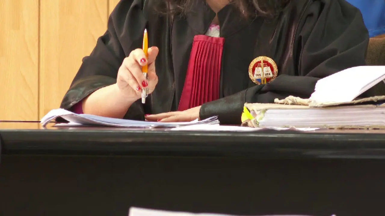 Peste 12.000 de români încasează pensii speciale, iar nota de plată crește vertiginos