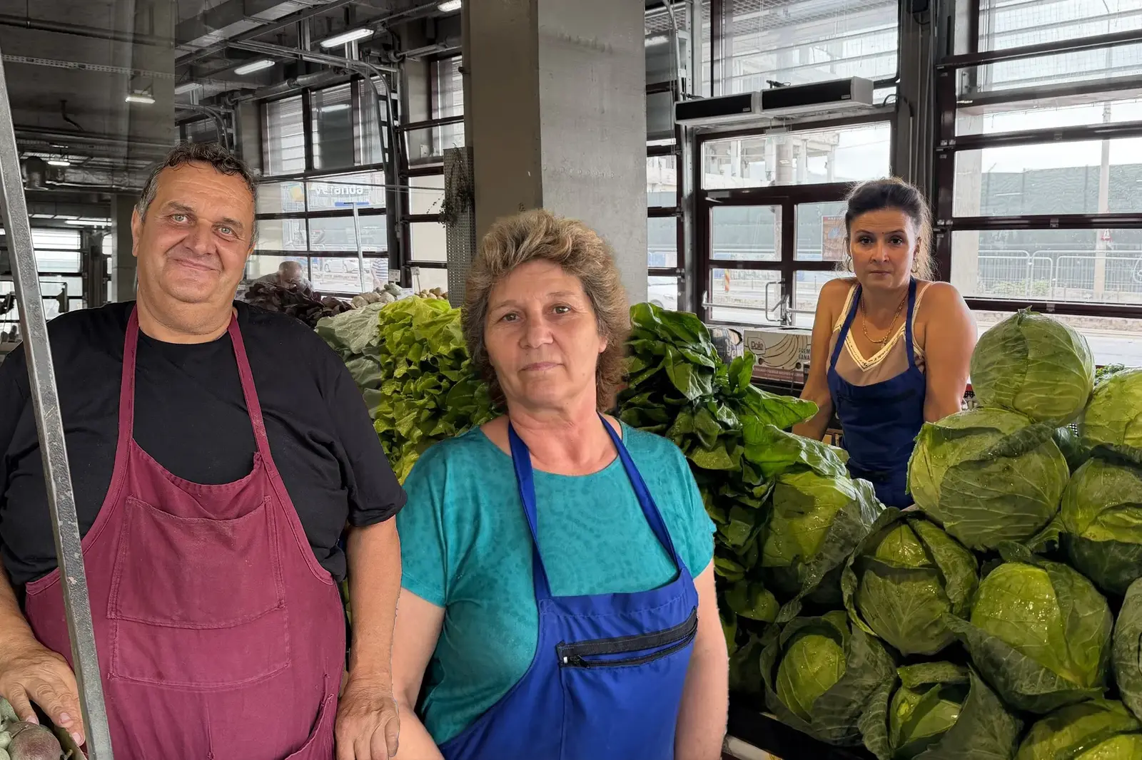 Drama producătorilor din Piața Obor: cum supraviețuiesc micii fermieri într-un an agricol dezastruos