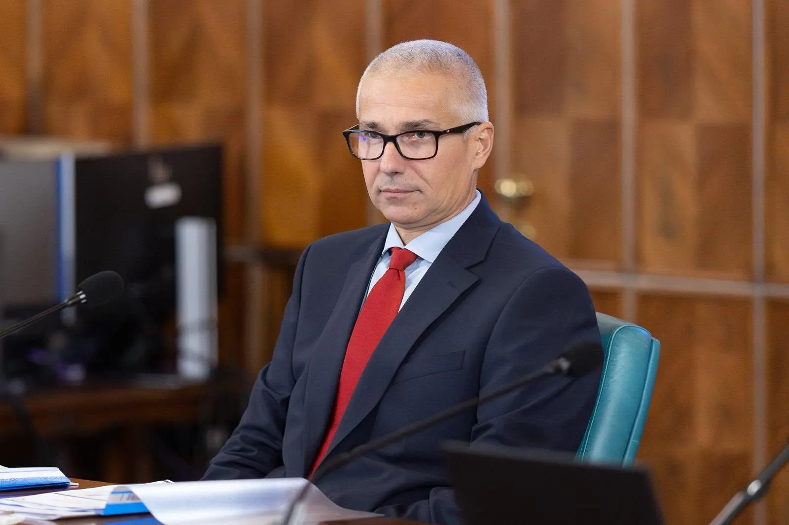 Presiuni mari asupra lui Ilie Bolojan: Acceptă PNL guvernarea cu PSD?