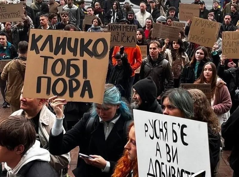 Protest în Kiev: cetățenii cer demisia primarului Klitschko după eșecul pregătirii pentru iarnă