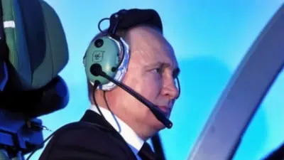Patru avioane guvernamentale rusești, inclusiv avionul președintelui, nu au primit permisiune de aterizare în Moscova