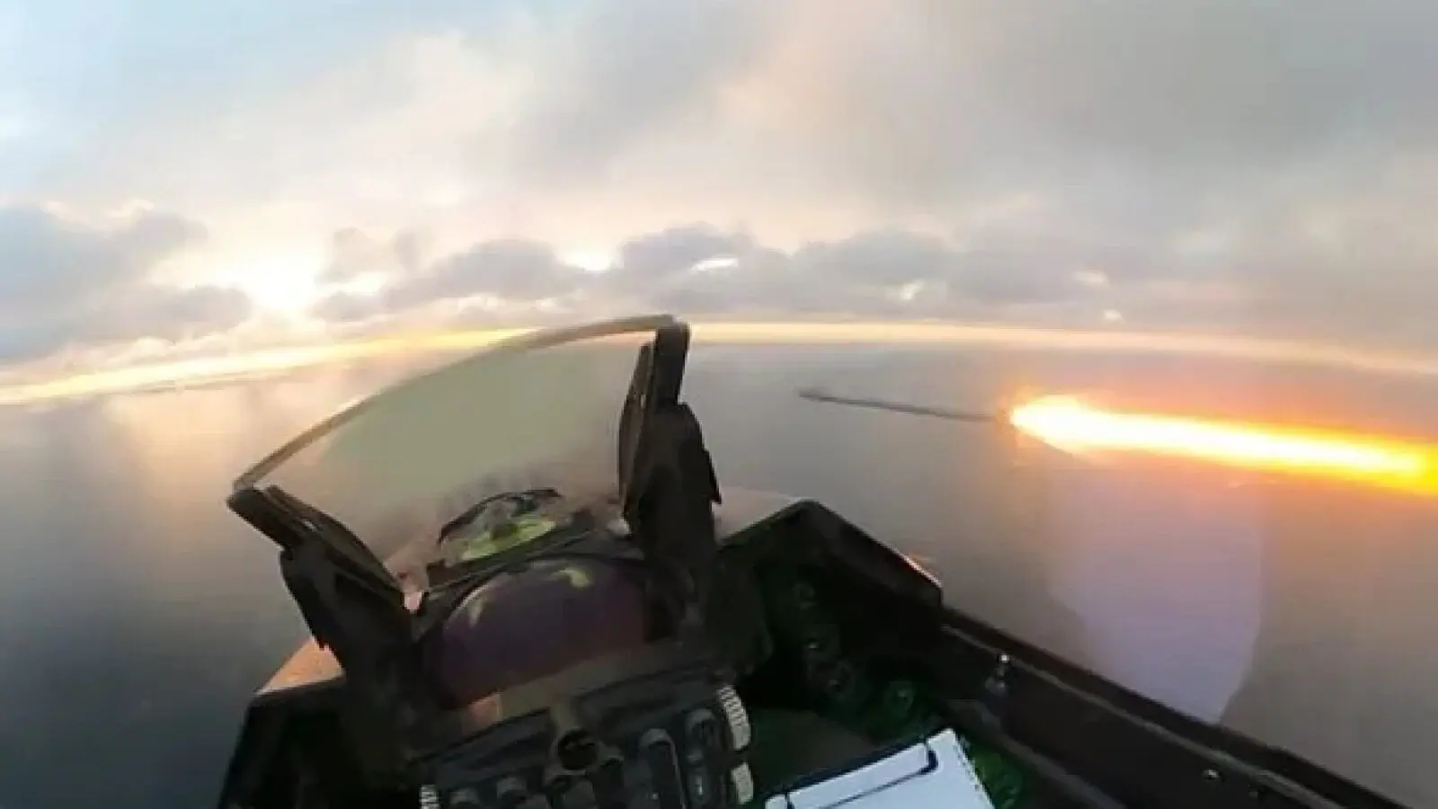 Avioanele F-16 ale României au interceptat și doborât drone rusești deasupra Mării Negre