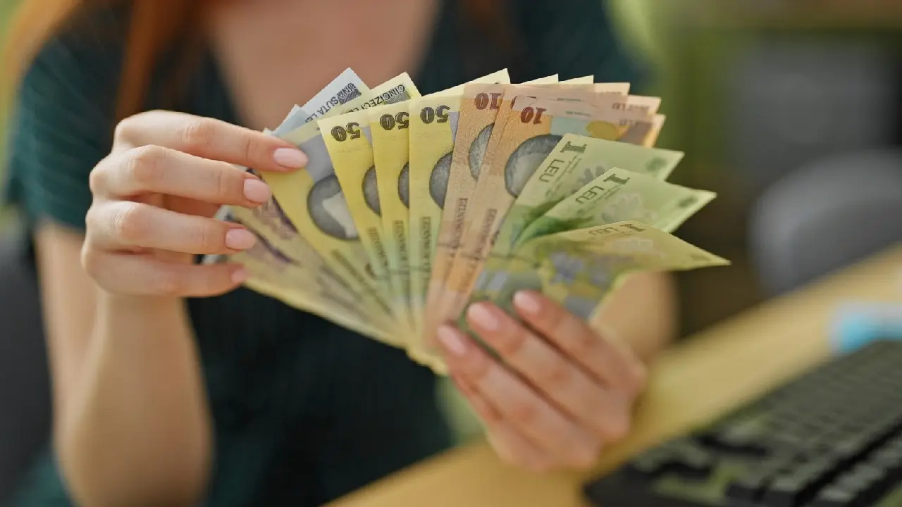 Salariile din sectorul privat vor crește cu 5,65% în 2027