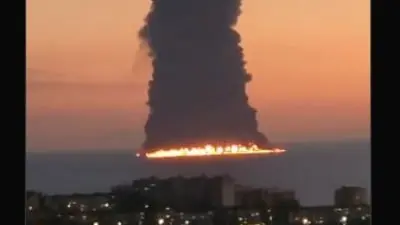 Ucraina a lovit un petrolier rus în Marea Neagră, la Soci: incendiu masiv