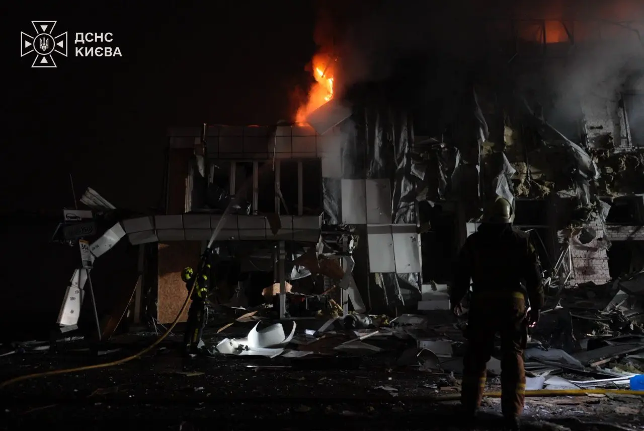 Ucraina lovită de ploaie de rachete: doar 2 din 16 interceptate