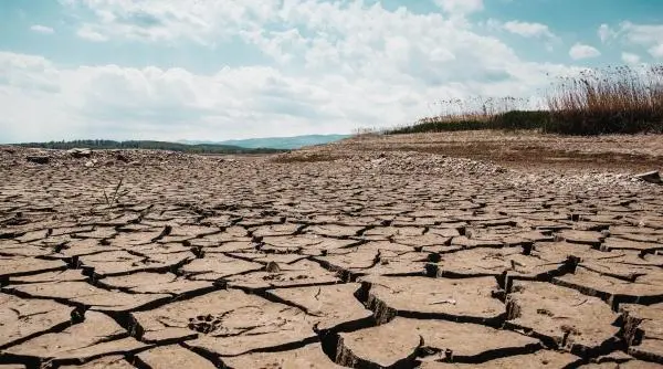 UE cere guvernelor planuri de adaptare climatică